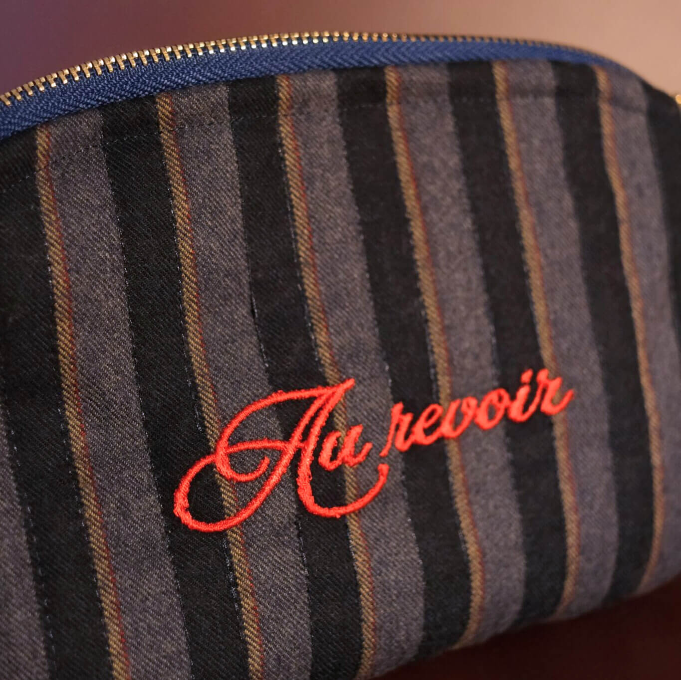 Au revoir travel zip