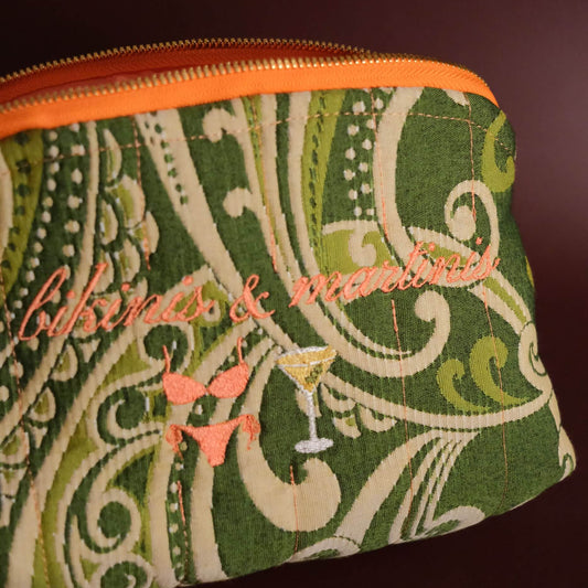 Retro bikinis & martinis travel zip