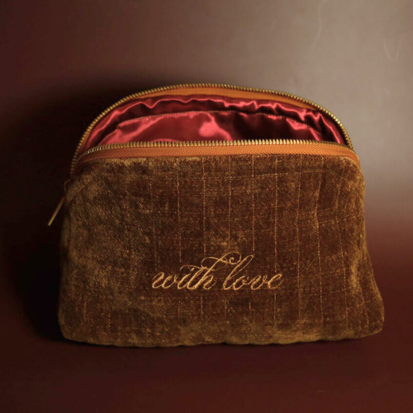 With love travel zip